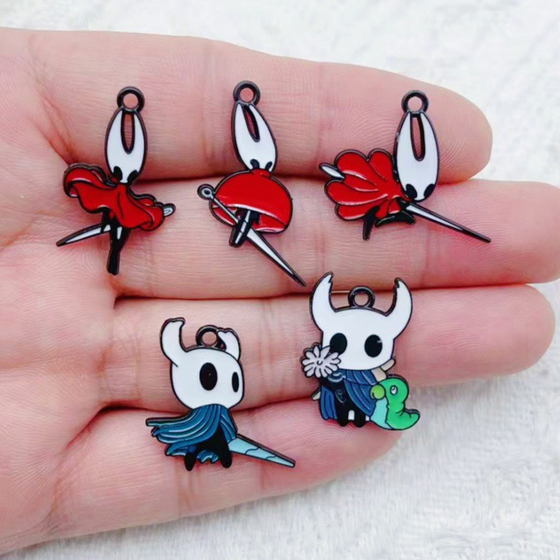 10 個合金ドリップオイル漫画アクセサリーペンダント DIY - Gaming Accessories Gifts のレビューと価格
